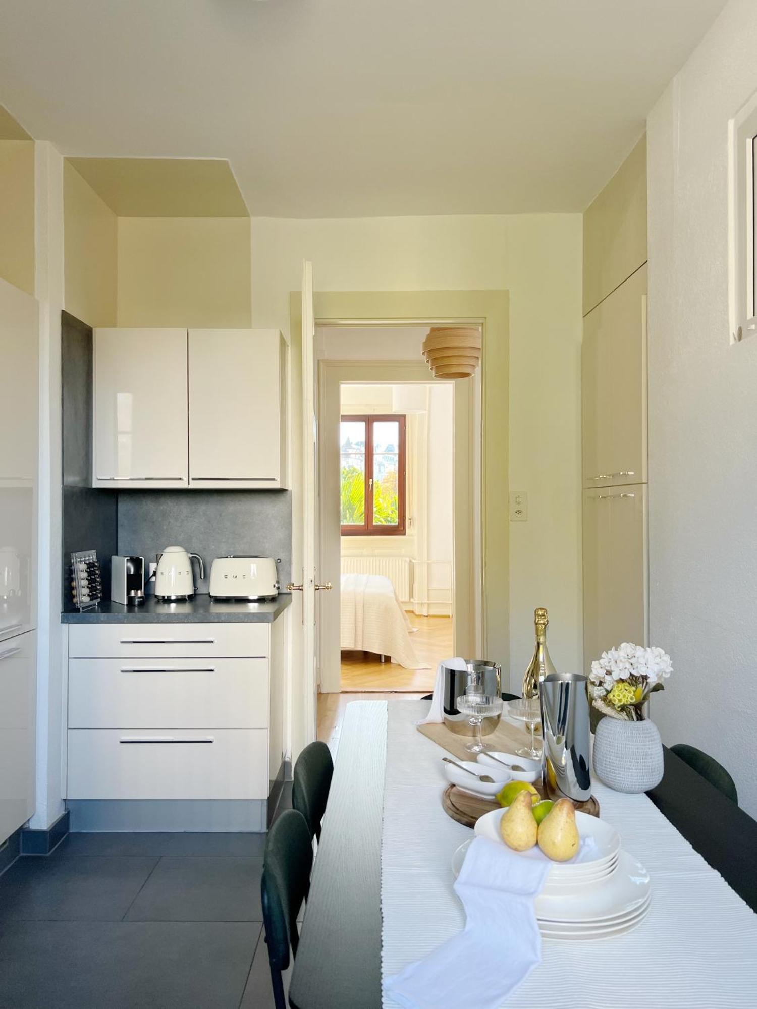 Montreux Riviera Suite Waterfront 3 Bedrooms Private Parking Εξωτερικό φωτογραφία